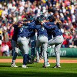 Baseball: Mariners Beat Red Sox, Crochet Fifth Consecutive Series Win